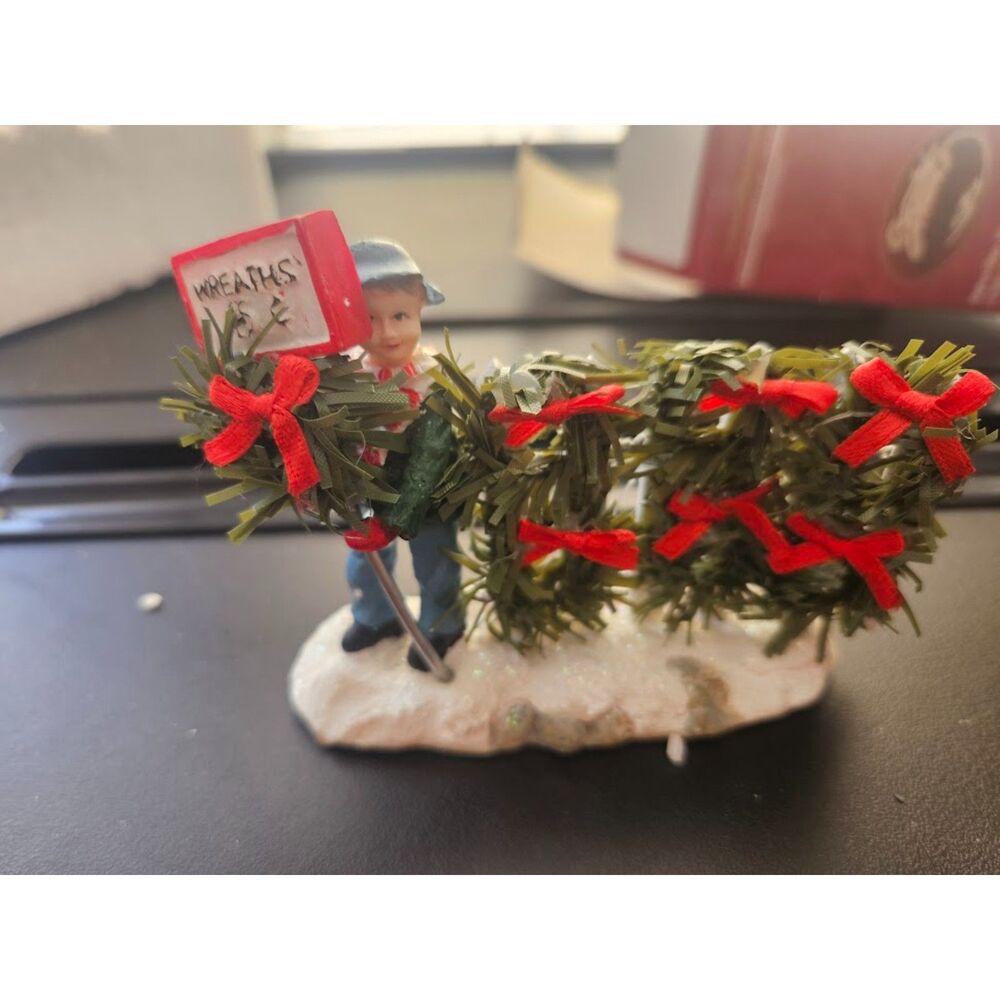 Santa's Workbench Collection-Wreath Boy